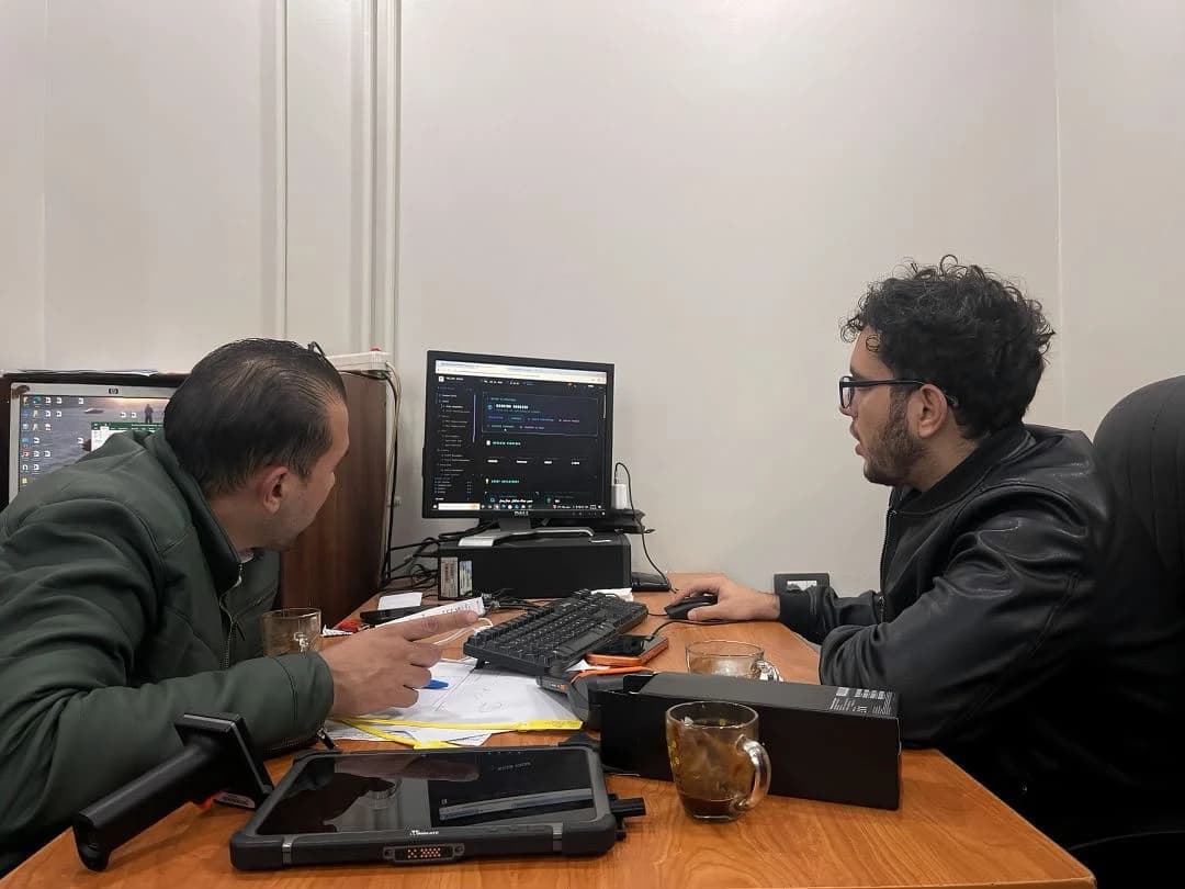 A working session with the team, the system and the hardware.